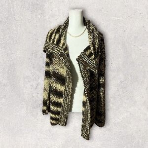 600 West Woman’s Cardigan Brown Striped Size Medium